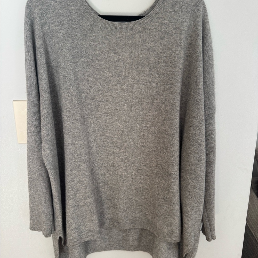Vertical Design Cashmere Women's Crew Neck Sweater